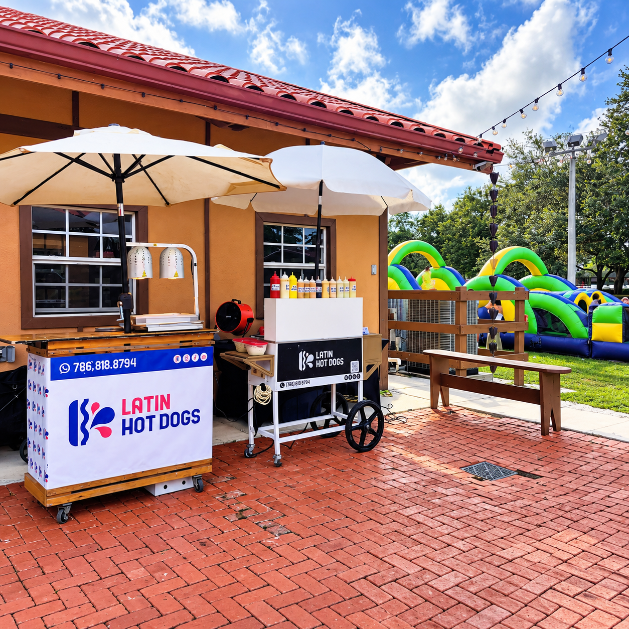 Estación Latin Hot Dogs en evento