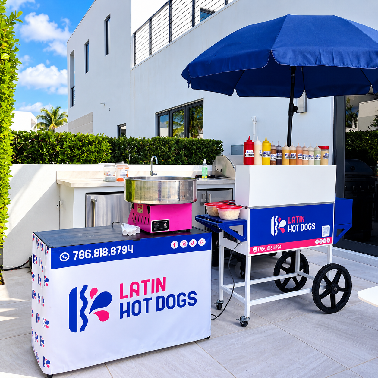 Estación Latin Hot Dogs en evento