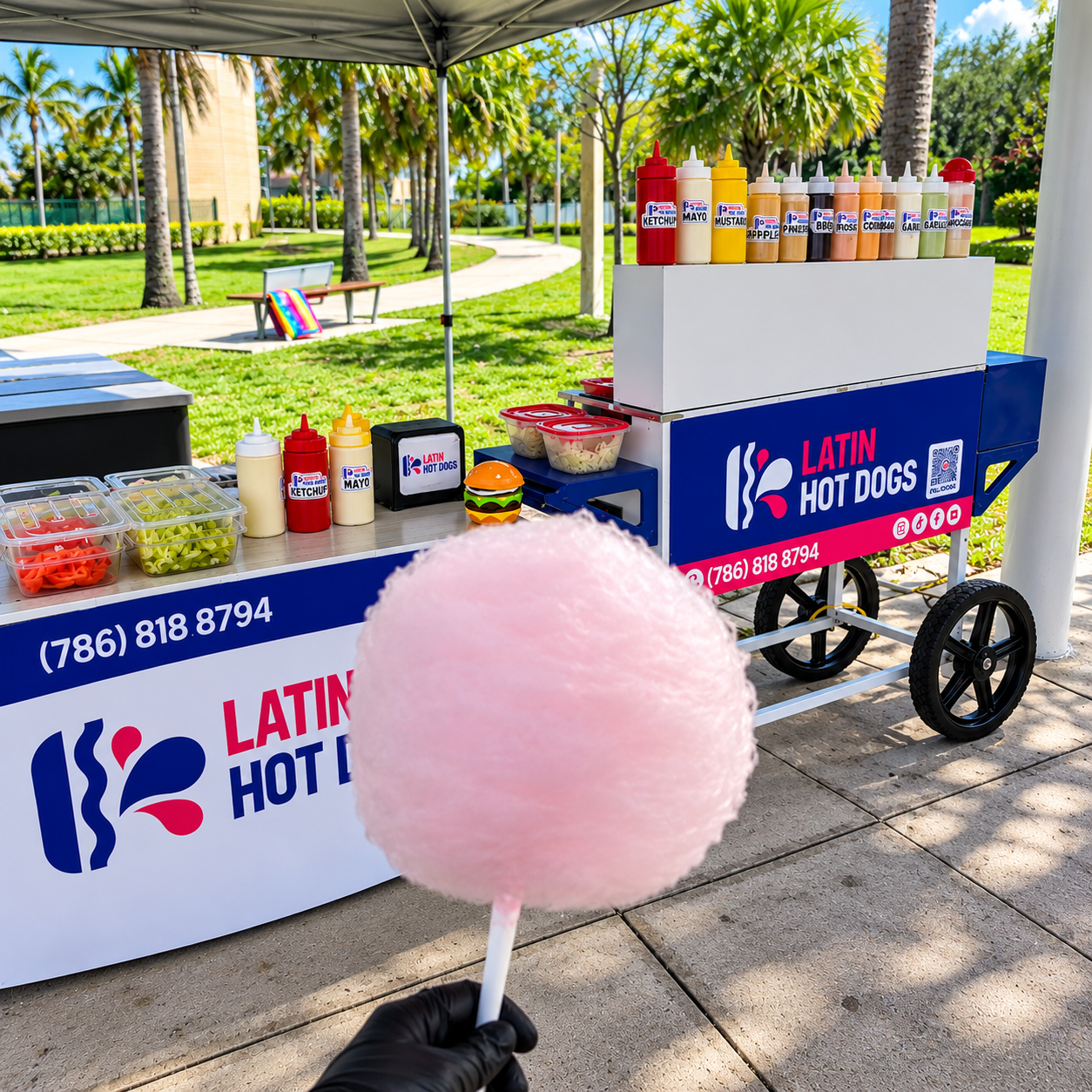 Estación Latin Hot Dogs en evento